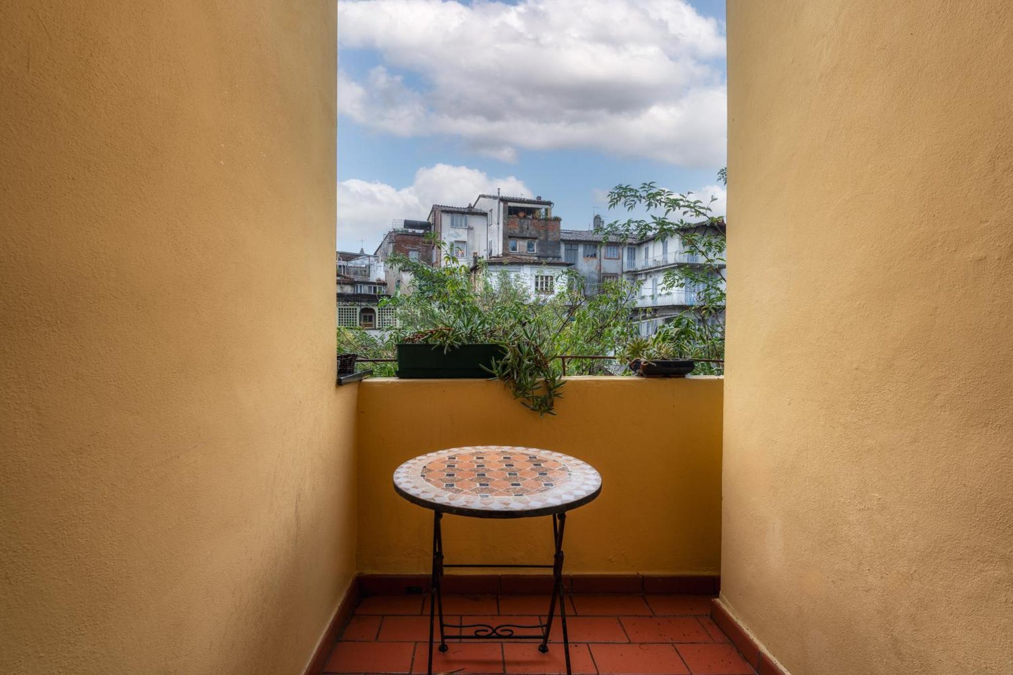 Apartment Anfiteatro Lucca Buitenkant foto